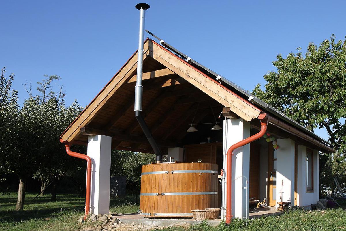 Casa Beata Villa Lesencetomaj Eksteriør bilde