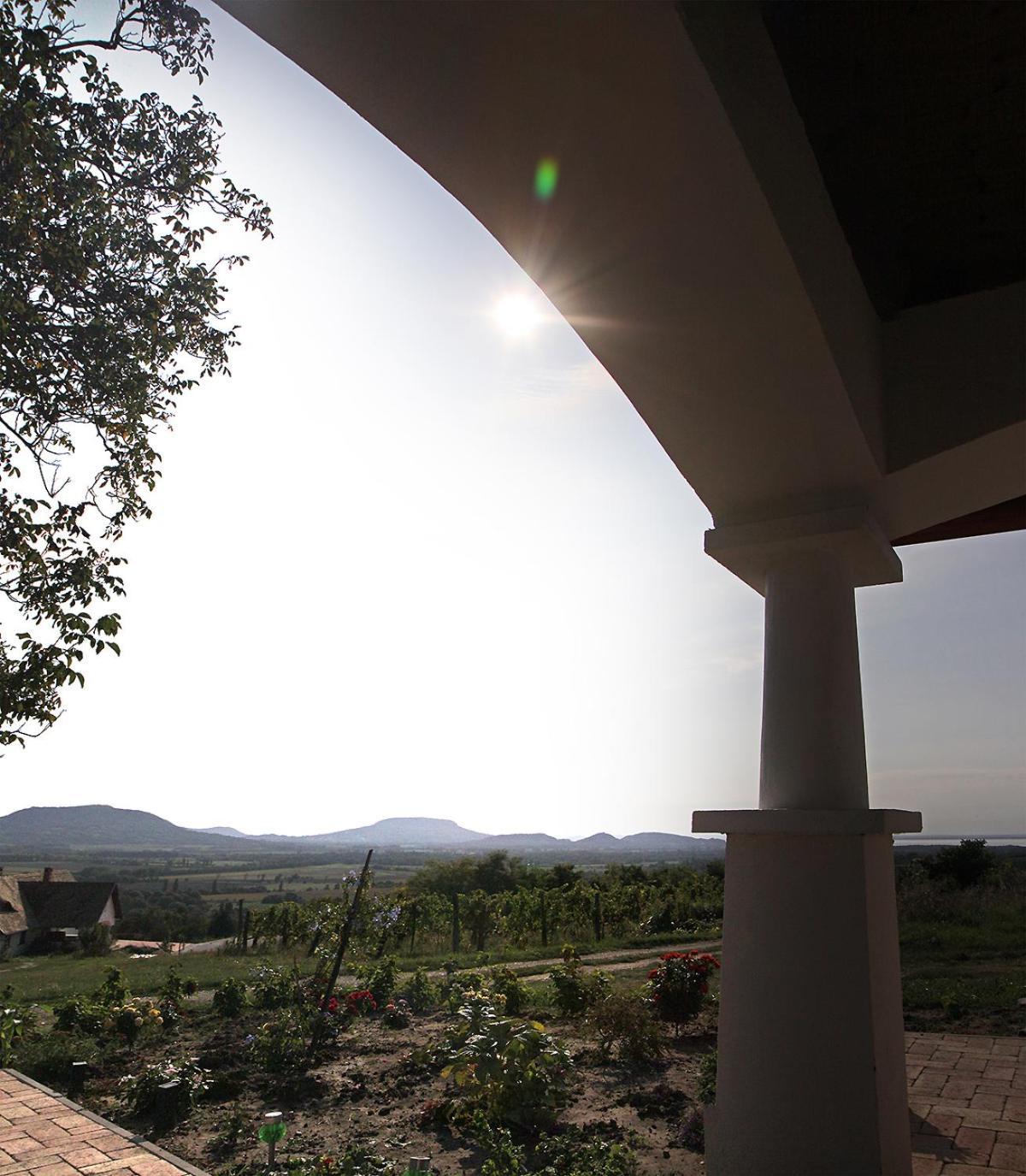Casa Beata Villa Lesencetomaj Eksteriør bilde